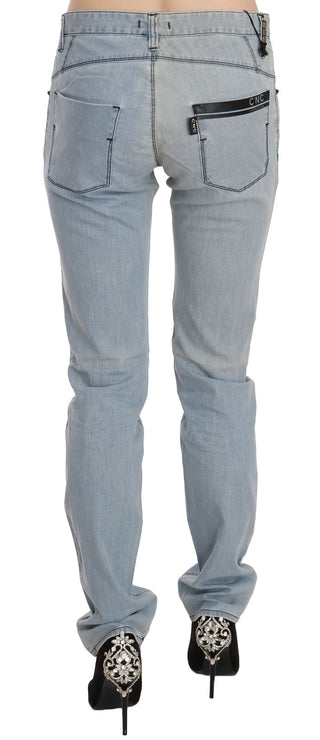 Jeans ajustados de mezclilla azul claro de talle medio