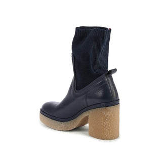 Blaue Lederstiefeletten