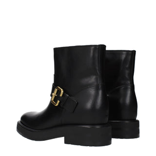 Botines de cuero negro