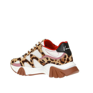 Zapatillas beige gruesas de cuero