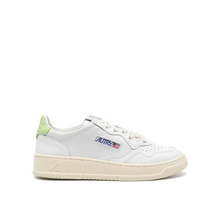 Zapatillas bajas de cuero blancas
