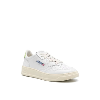 Zapatillas bajas de cuero blancas
