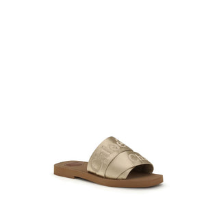 Flache Sandalen aus goldfarbenem Polyester