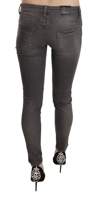 Jeans ajustados gris lavado de cintura baja
