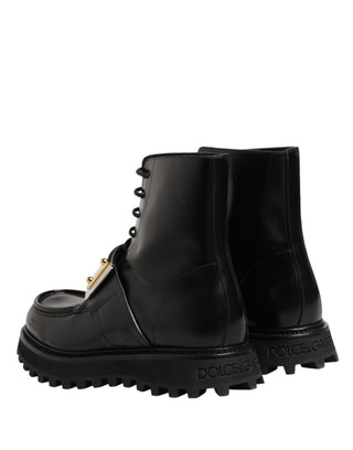 Botas negras de cuero con placa DG y cordones