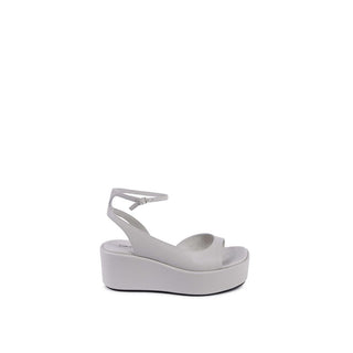 Sandalias con plataforma de cuero beige