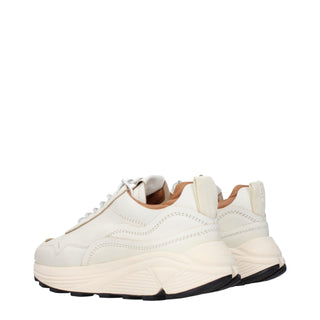 Zapatillas bajas de cuero blancas