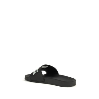 Schwarze Gummi-Sandalen
