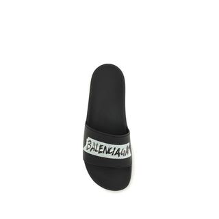 Schwarze Gummi-Sandalen