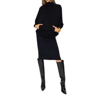Schwarzes lässiges Wollkleid