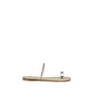 Flache Sandalen aus goldfarbenem Kalbsleder vom Rind