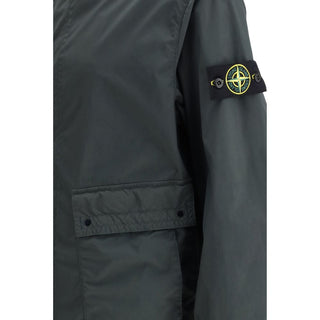 Grauer Polyester-Mantel
