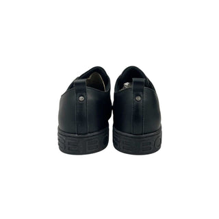 Zapatilla para hombre de cuero negro