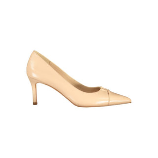 Zapato clásico de cuero rosa para mujer