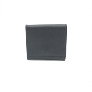 Cartera Compacta de Cuero con Diseño Elegante