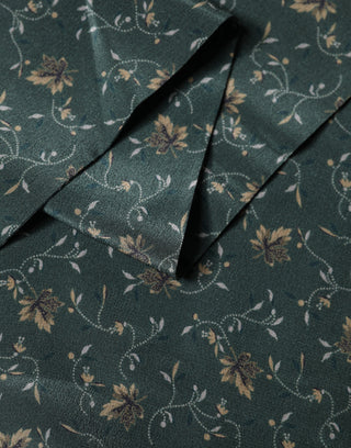 Green Silk Floral Pattern Fringed 135cm X 16cm  Scarf