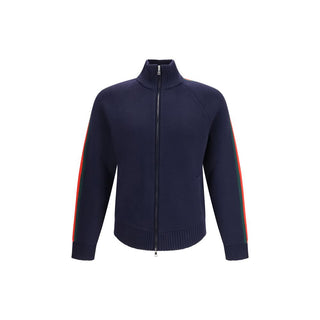 Kleidung aus blauer Wolle