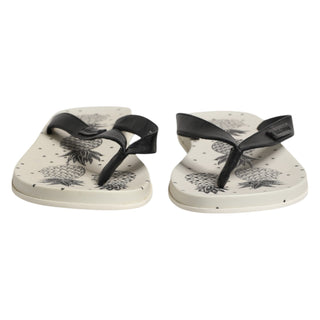 Chanclas blancas con estampado de piña