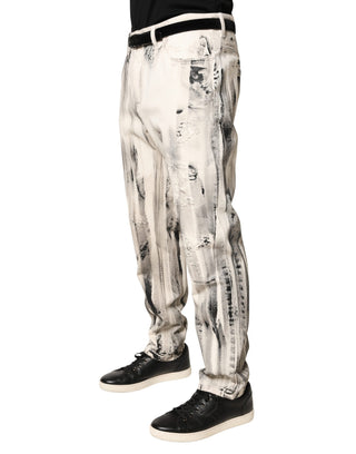 Jeans de mezclilla sueltos con estampado de pintura desgastada blanca
