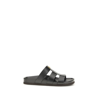 Sandalen aus schwarzem Kalbsleder (Bos taurus)