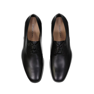Schwarze Lederschuhe
