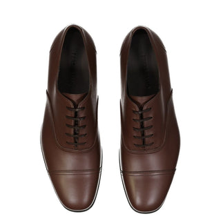 Zapatos de cuero marrón