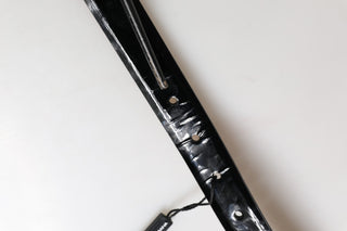 Cinturón clásico de cuero negro para hombre con hebilla metálica