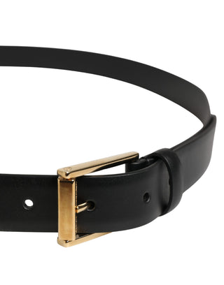 Cinturón clásico de cuero negro para hombre con hebilla metálica
