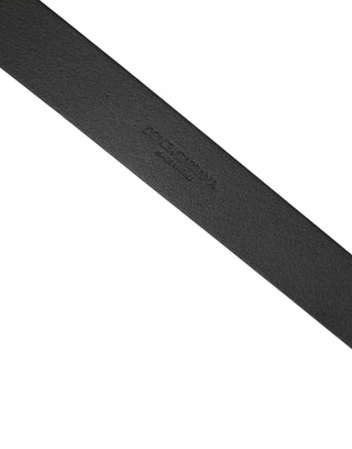 Herren Gürtel aus schwarzem Kalbsleder mit eckiger Schnalle