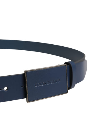 Cinturón para hombre azul de cuero de becerro con hebilla metálica con logo  
