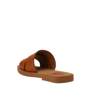 Sandalen aus braunem Kalbsleder