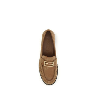 Braune Lammfell-Slipper Ovis Aries Aries
