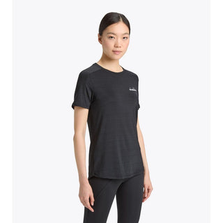 Camiseta negra de poliéster