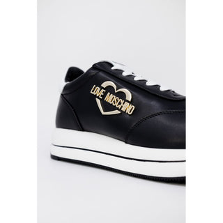 Schwarze Low-Top-Sneakers aus Leder