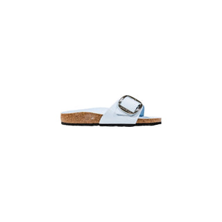 Blaue flache Sandalen aus Kunstleder