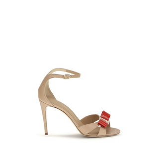 Sandalias de tacón de aguja Bos Taurus de piel de becerro beige