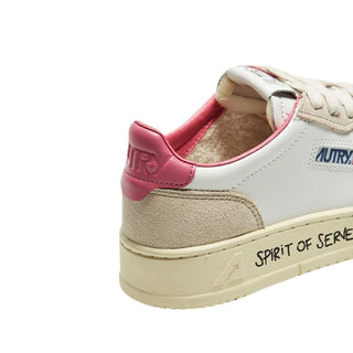 Zapatillas bajas de cuero blancas