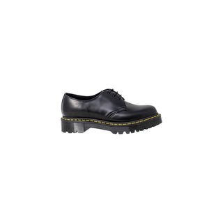 Schwarze Leder-Oxfords und Derbys