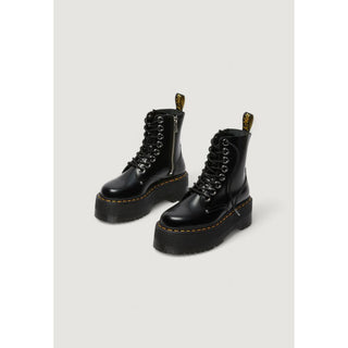 Botas negras de cuero con cordones