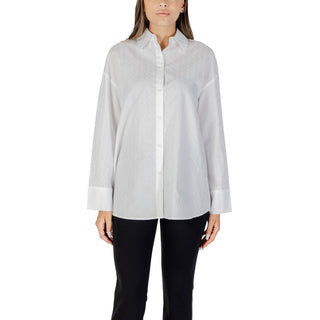 Weiße Baumwollbluse