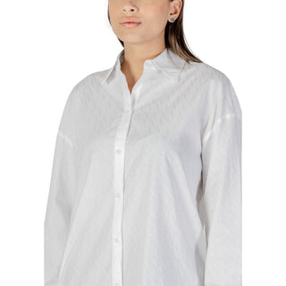 Weiße Baumwollbluse