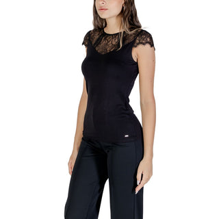 Blusa de viscosa negra