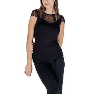 Blusa de viscosa negra