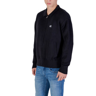 Schwarze Strickjacke aus recycelter Baumwolle