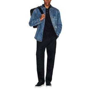 Blaues Jeanshemd