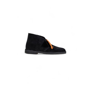 Botas negras de cuero ante con cordones