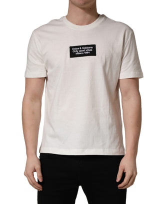 Weißes T-Shirt für Herren mit Rundhalsausschnitt und Logo-Aufnäher aus Baumwolle