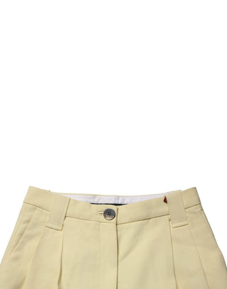 Gelbe hochtaillierte, gerade, plissierte Hose