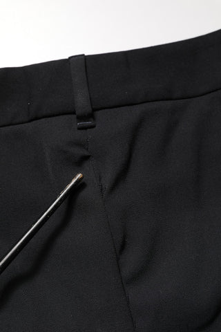 Schwarze High-Waist-Hose aus Wolle, verkürzt, konisch zulaufend