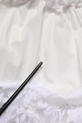 Weißes ärmelloses Maxikleid aus Baumwolle mit Spitze